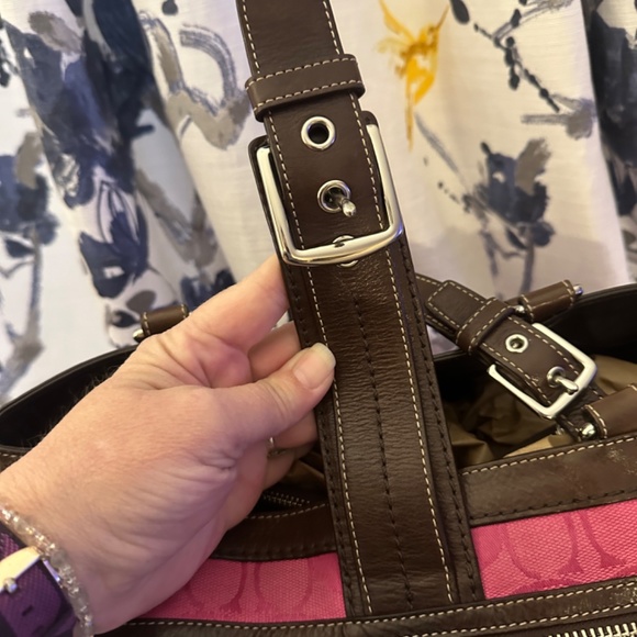 COACH Hampton Signature Collection Magenta STYLE F13022 - Picture 8 of 15